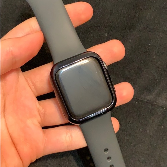 Apple Watch cases - Picture 7 of 7